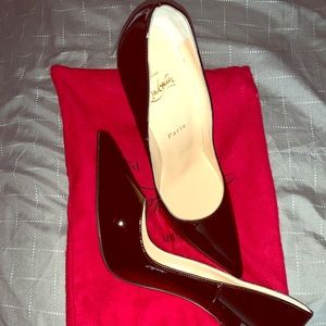 Christian Louboutin Women size 39 Brand New